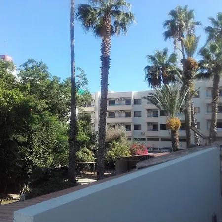 Lägenhet Direct Finikoudes Larnaca